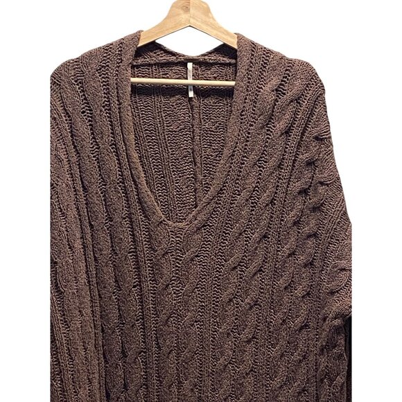 Free People Easy Cable V Neck Sweater Mocha Size L Boho Oversized Winter Neutral - Picture 7 of 14